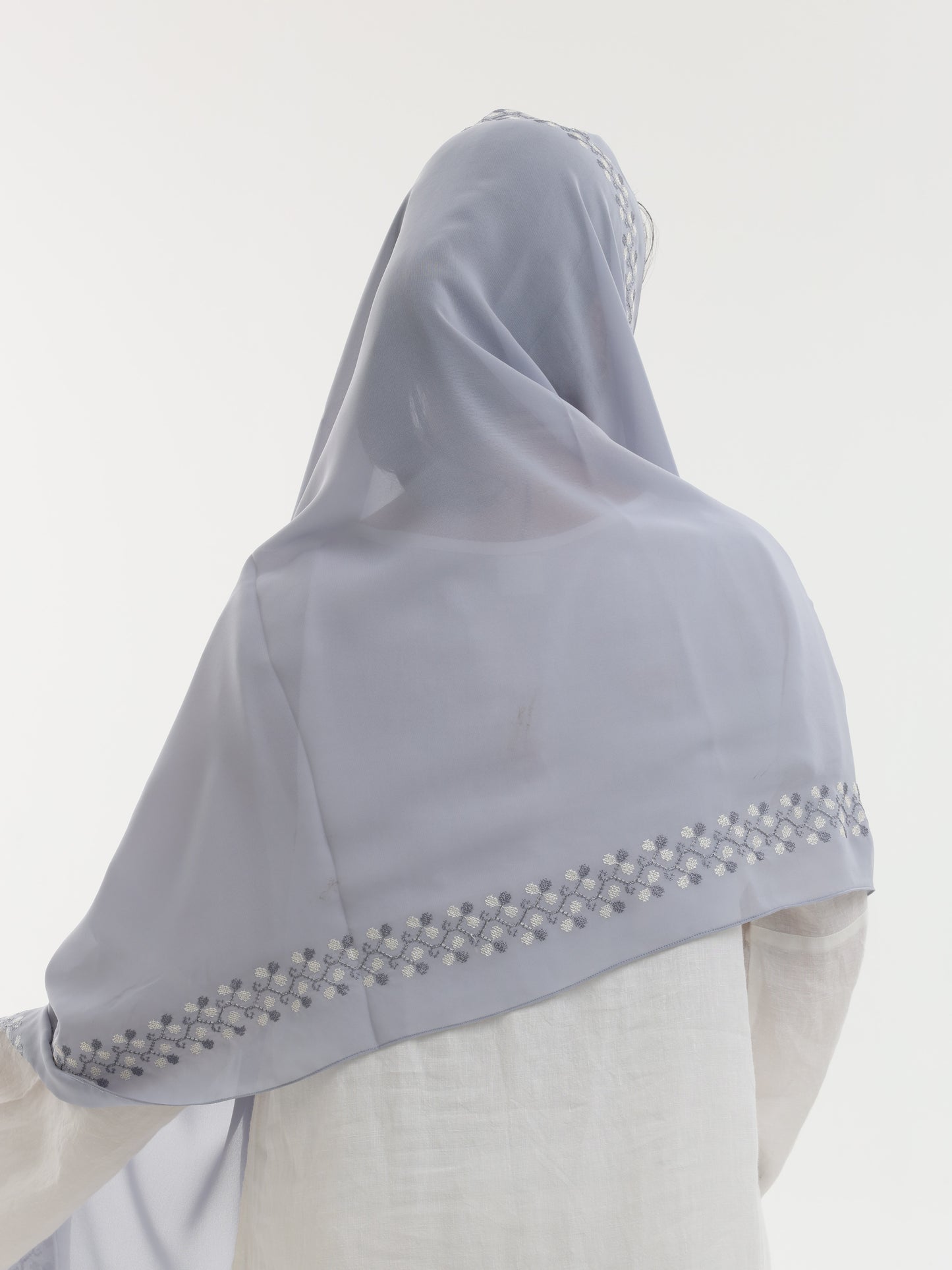 UQ1-04 شيل بيت عريضة مطرزة